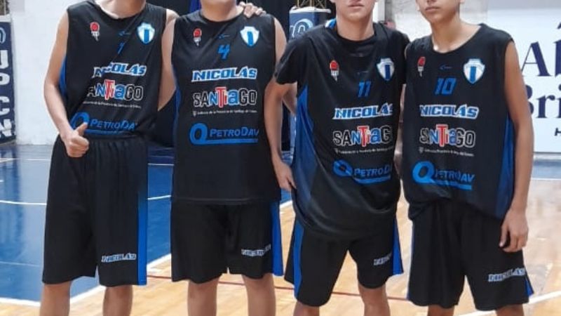 Red Star cayó por el Federal y juega por el Preparación con homenaje a "Sotillo" Sotomayor