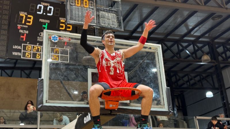 Red Star campeón del Preparación de básquetbol