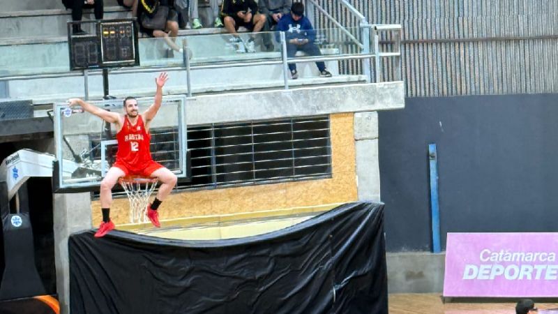 Red Star campeón del Preparación de básquetbol