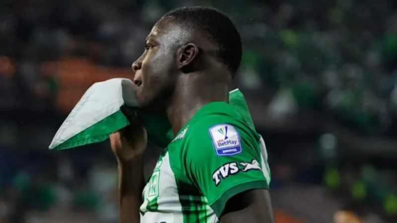 Hinestroza, el colombiano que interesa en Boca