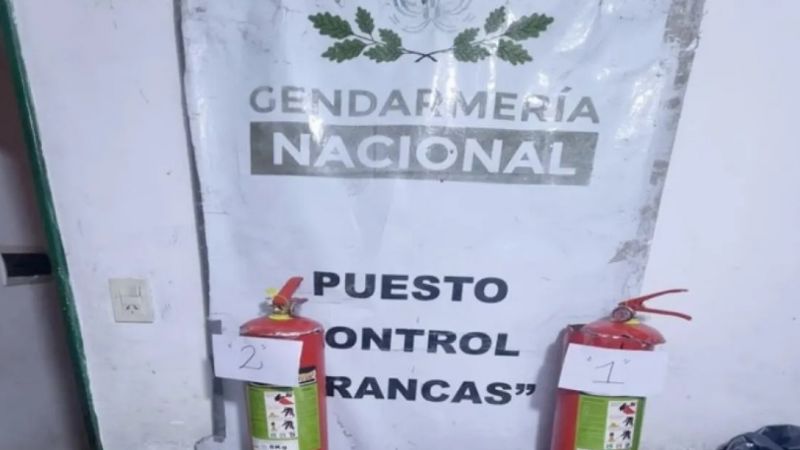 Matafuegos recargados con cocaína: incautan 12 kilos