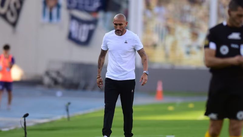 “El Cholo” Guiñazú dejó de ser DT de Talleres