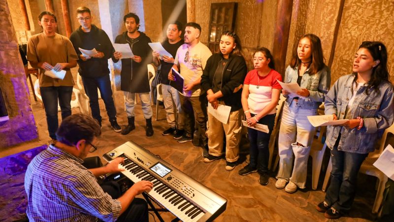 Con lleno total, cerró el “Mayo musical” en Casa de la Puna