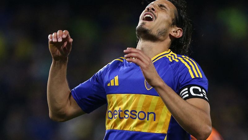 Cavani no llega para jugar los 8vos. con Boca