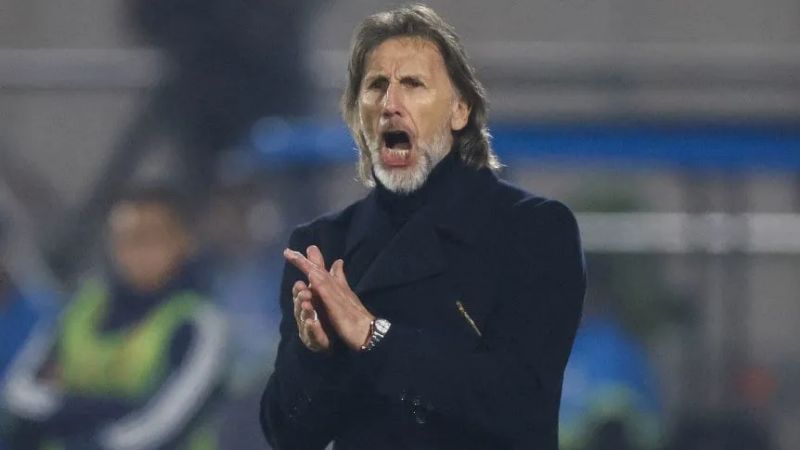 Tras la eliminación, Gareca  deja Chile