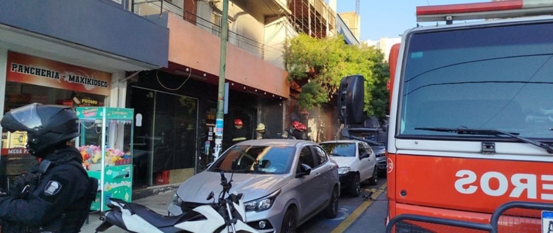 Sofocaron un incendio en un local comercial