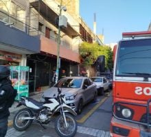 Sofocaron un incendio en un local comercial