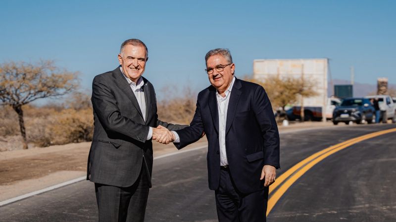 Se inauguró un nuevo tramo de la ruta entre Amaicha y Santa María