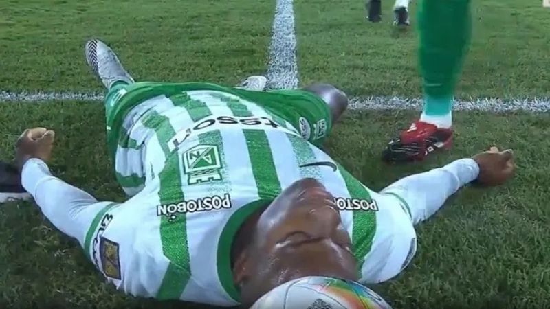 El colombiano Román se desplomó en pleno partido