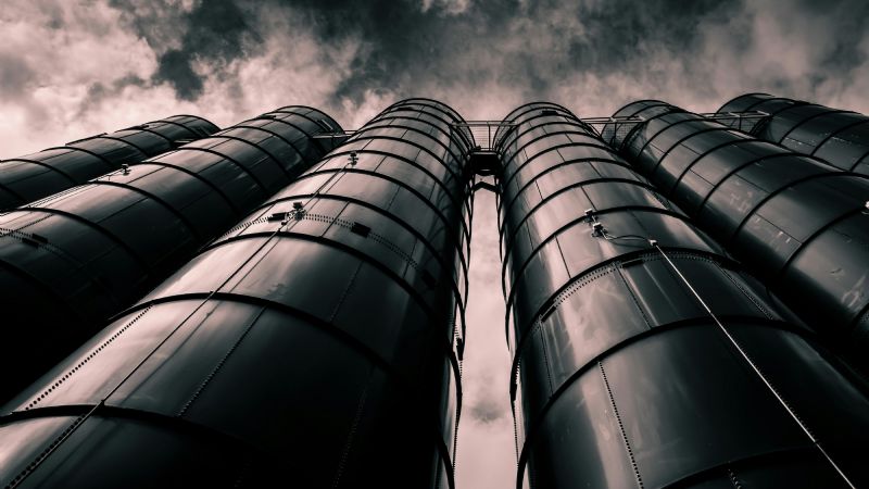 Repunte del petróleo por tensión en Medio Oriente: ¿cómo impacta en la economía argentina?