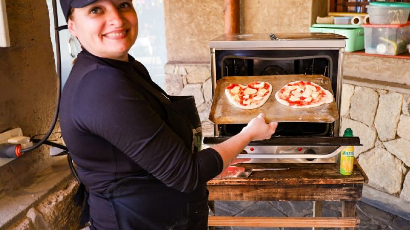 Vecinos y turistas disfrutaron de música, feria y sabores en Casa de la Puna