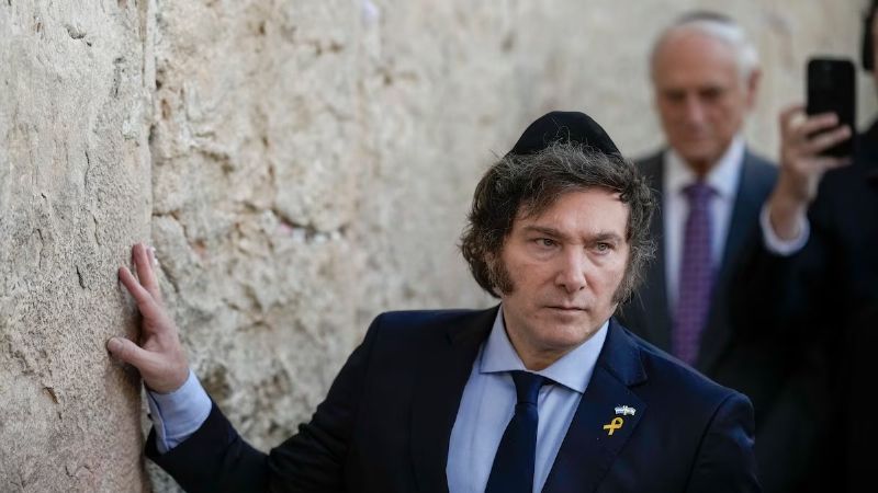 Milei condenó el ataque de Irán a Israel y repudió la designación de un acusado por la AMIA