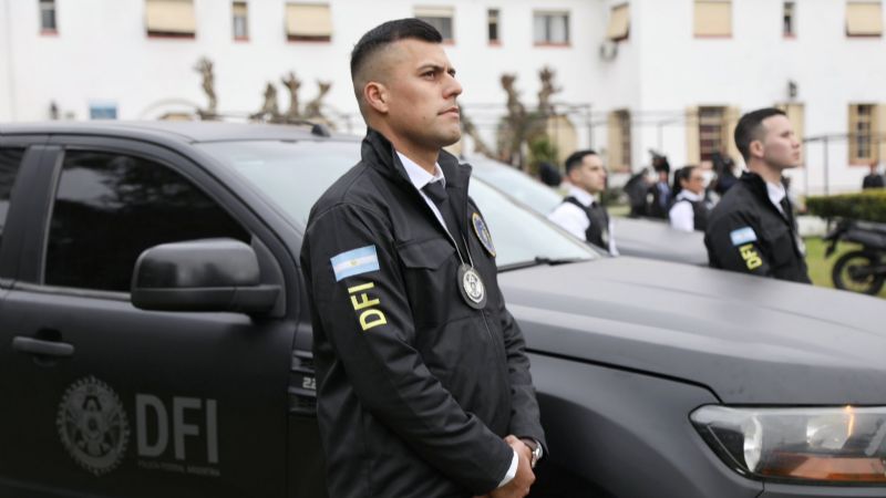 Milei impulsa reforma policial al estilo FBI: ¿seguridad o control sin límites?