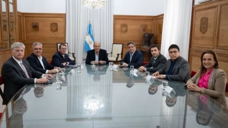 Gobernadores preparan nueva cumbre a la espera de respuestas de Nación