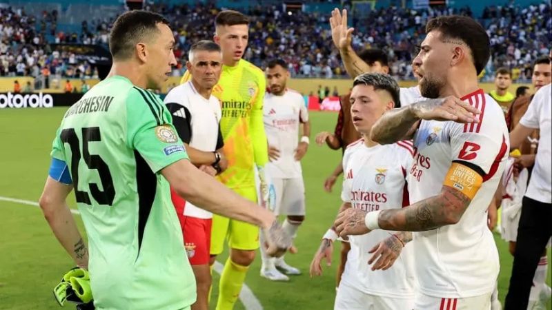 Marchesín contó qué le dijo Otamendi