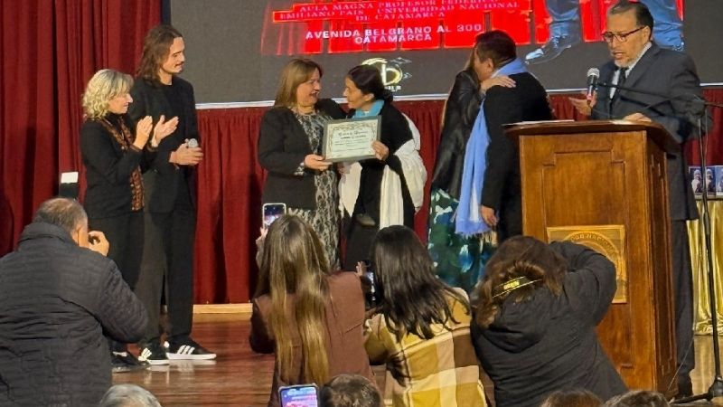 Catamarqueños reconocidos con el premio "Madre Teresa de Clacuta"