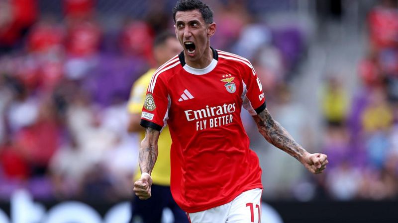 Doblete de Di María, en goleada de Benfica