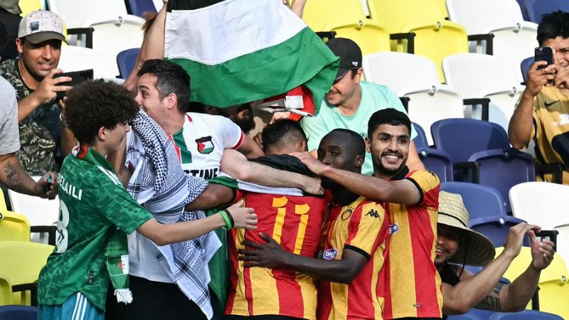 Esperance eliminó a LAFC y clasificó Flamengo