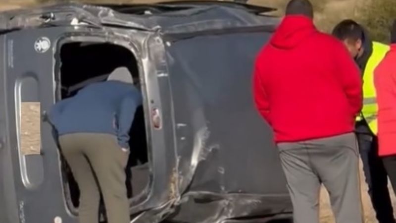 Violento vuelco de un vehículo en Ruta Nacional N°38