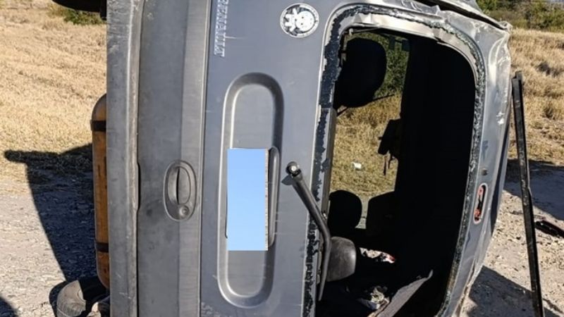 Violento vuelco de un vehículo en Ruta Nacional N°38