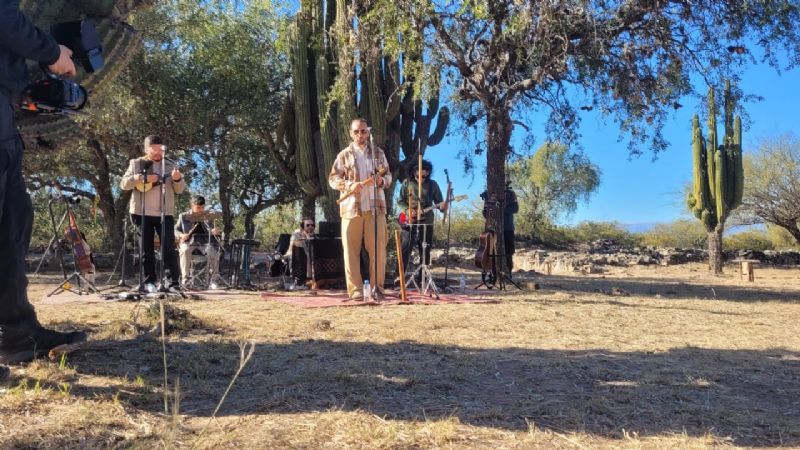 Historia, identidad y música motivaron a visitar el Pueblo Perdido de la Quebrada