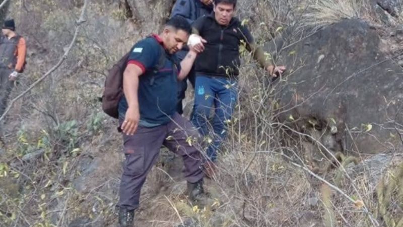 Ahora rescatan a senderistas en El Gracian