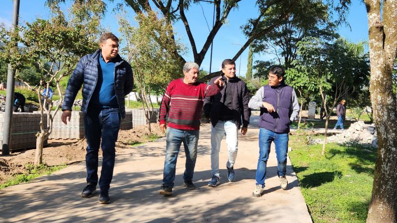 Se avanza con la remodelación de la Plaza Cerezo en Alijilán