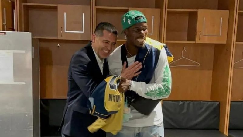 Pogba no descartó jugar en Boca