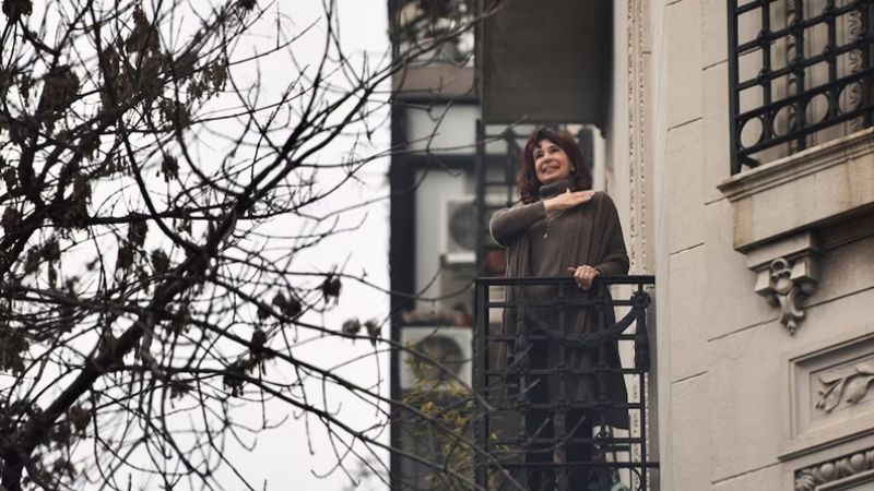 La Justicia rechazó un pedido de Cristina para recibir visitas sin restricciones