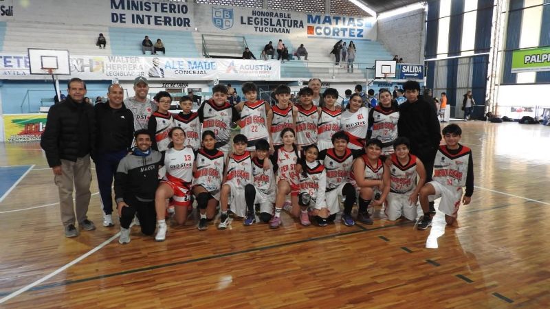 Red Star venció a Ateneo y manda en el Anual