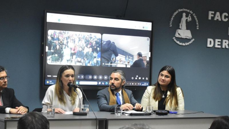 Gina Bertolone, electa decana de la Facultad de Derecho