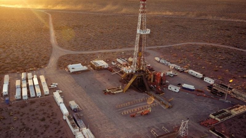 Empleo: crecen provincias energéticas mientras la industria pierde casi 40.000 puestos