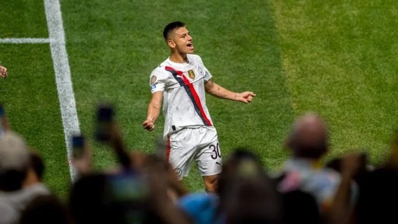 Revelación de Guardiola sobre Echeverri