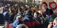 Los hinchas de San Lorenzo explotaron contra Moretti en una nueva marcha en Avenida La Plata.