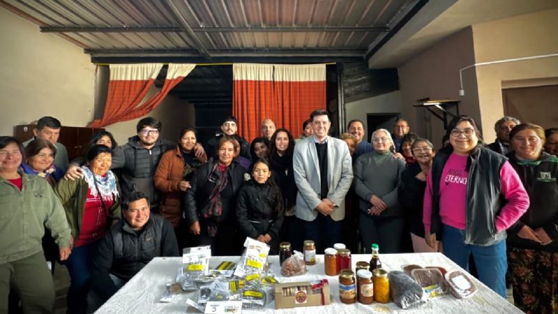 Zeballos trabaja en fortalecer el diálogo con productores de Tinogasta