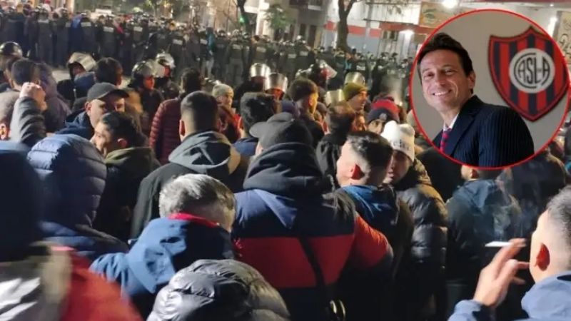 Hinchas de San Lorenzo contra Moretti
