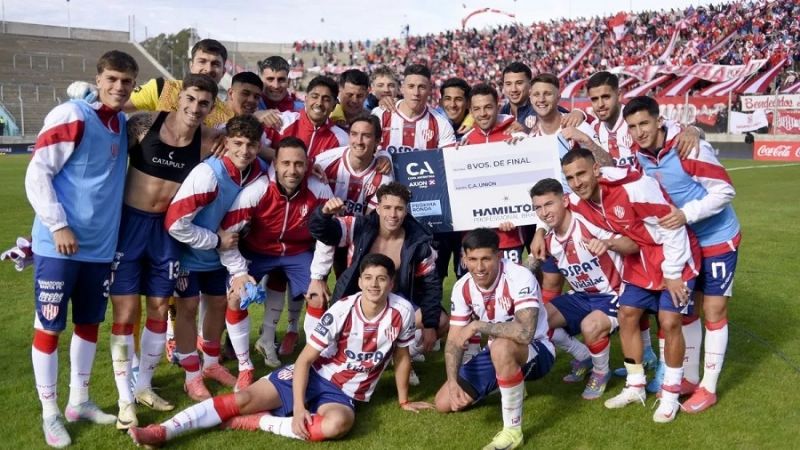 Unión avanzó en la Copa Argentina