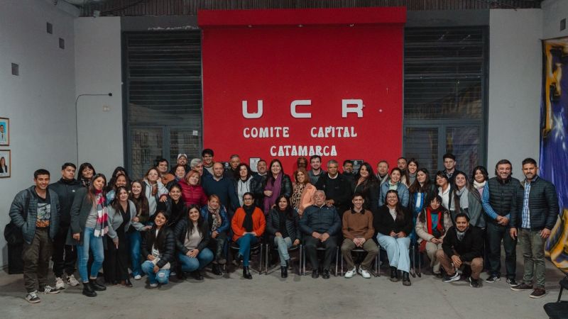 El Comité Capital de la UCR se puso en marcha en el 134° aniversario del partido