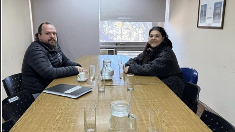 Tildan a los legisladores de la oposición de montar un "show para la tribuna"