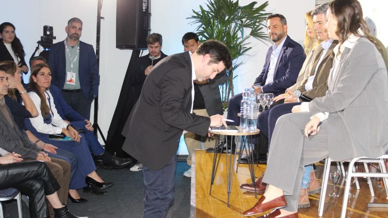 Catamarca firmó la Carta de Ciudades Inteligentes, Sostenibles y Humanas