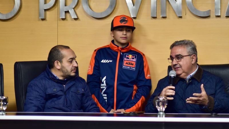 Se presentó el Motocross del Poncho