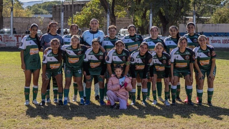 Los Sureños lidera el Femenino chacarero