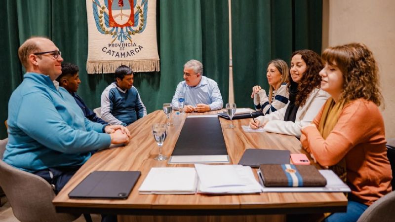 El Tolar: en semanas estará el camino y la comunidad se suma al trabajo con la vicuña