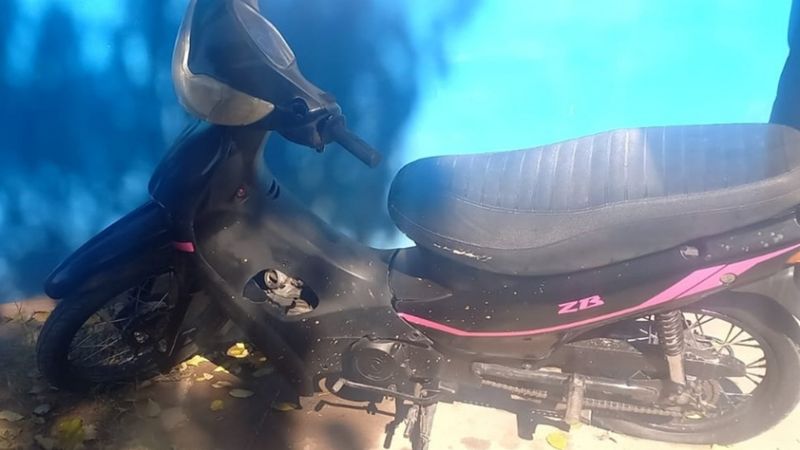 En un allanamiento encontraron una motocicleta robada