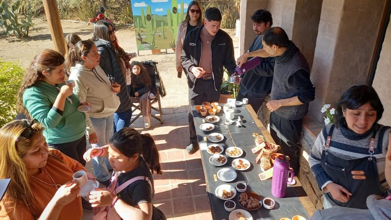 Exitosa degustación de sabores catamarqueños en el Pueblo Perdido de la Quebrada