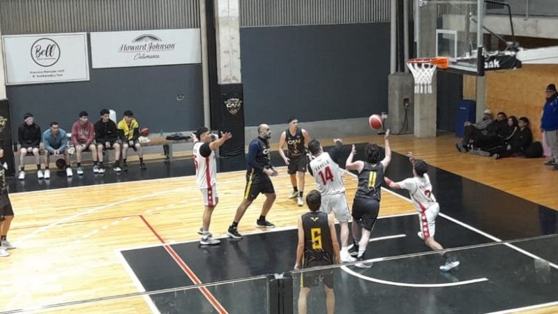 Red Star lidera el Anua 2025 del Básquet