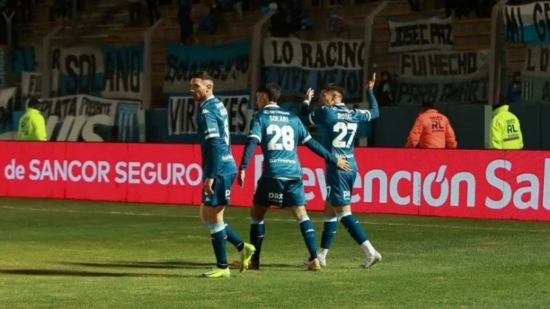 Racing fue una “Maravilla” y avanzó a 8vos.