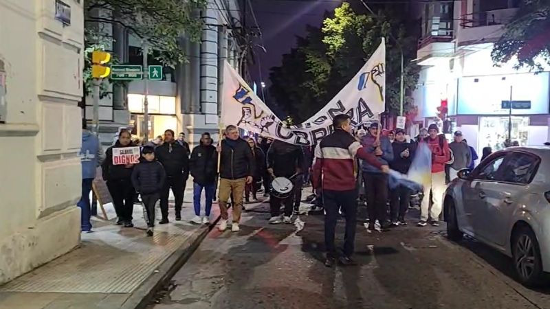 El SOEM marchó en reclamo de un aumento salarial digno