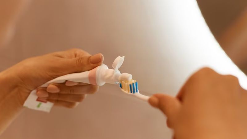 Efectos adversos de una pasta dental: el antecedente de Brasil
