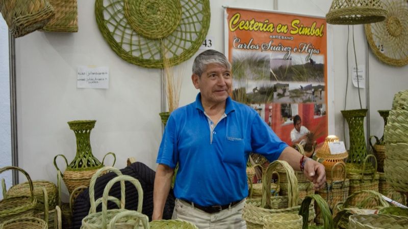 Artesanías de los Valles Calchaquíes en el Poncho
